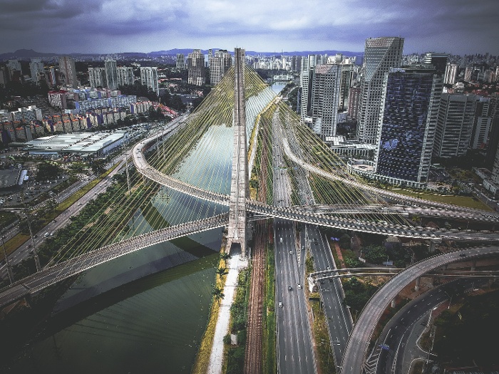 ponte estaiada, brazil